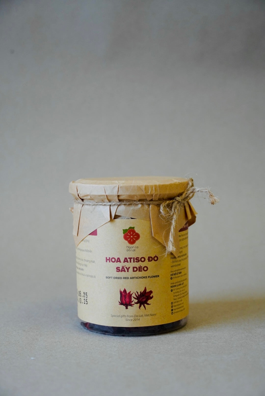 Ngon Lạ Đà Lạt - Hoa Atiso Đỏ Sấy Dẻo | Soft-dried Red Artichoke [bottle/200gr]