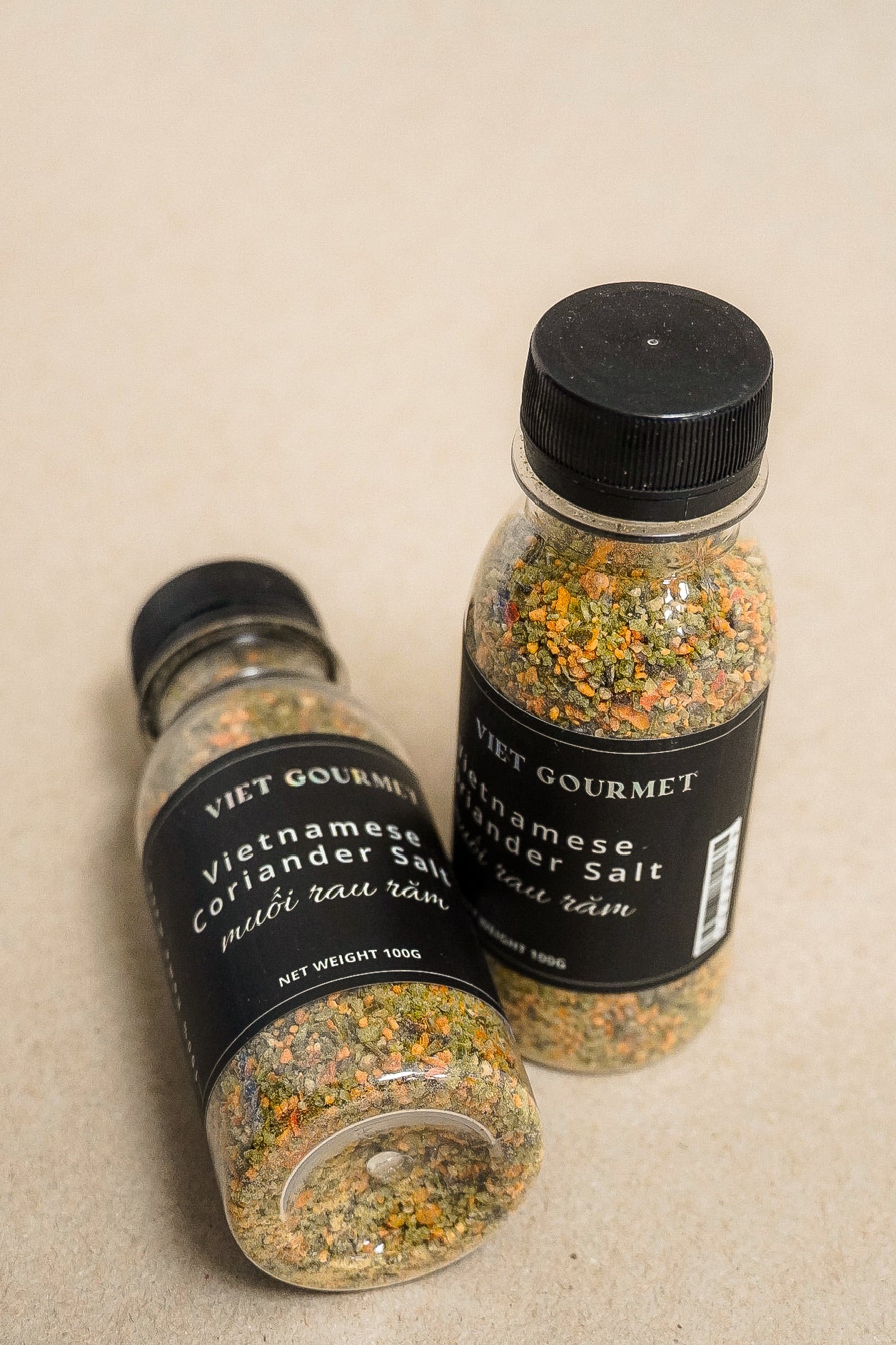 Viet Gourmet - Muối Rau Răm | Vietnamese Coriander Salt [Bottle/100gr]